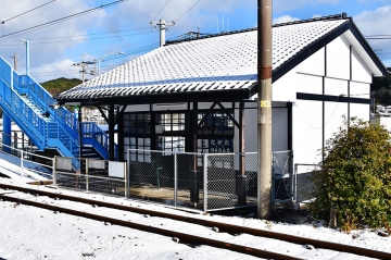 雪の日の永尾駅(3)