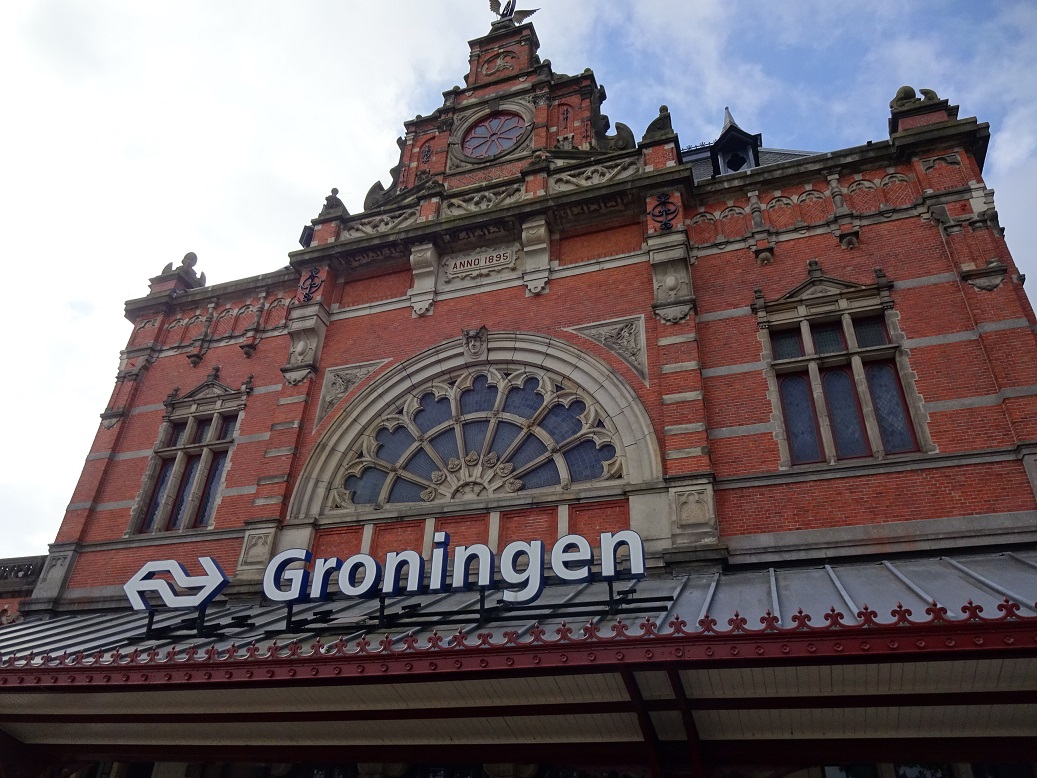 201608Groningen駅 (4)