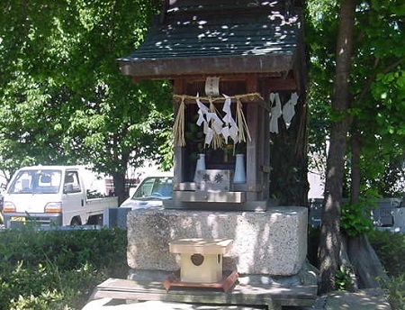 お亀神社2