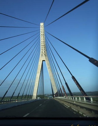 ポルトガル国境の橋