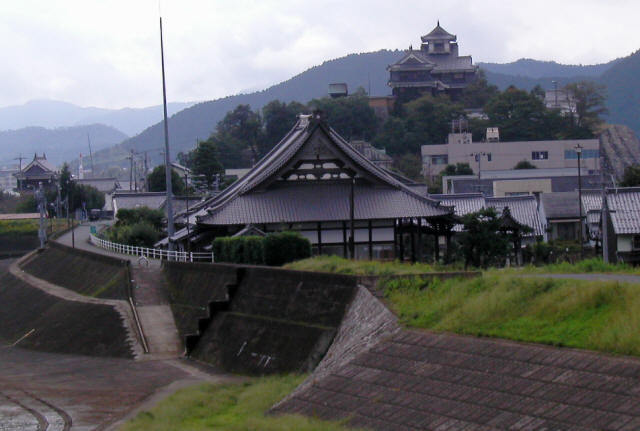 Fukuchiyama-Castle3_480.jpg