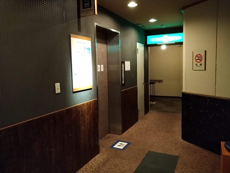 山王閣エレベーター